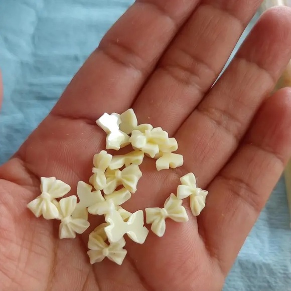 💎$1💎 10 Pack Nail Decor Mini Bows Pale Color - Picture 4 of 8